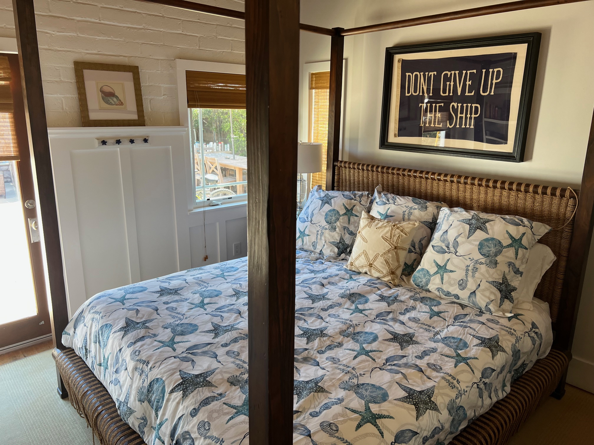 Lucky Stars - walk to beach, restaurants & more - Photo 2