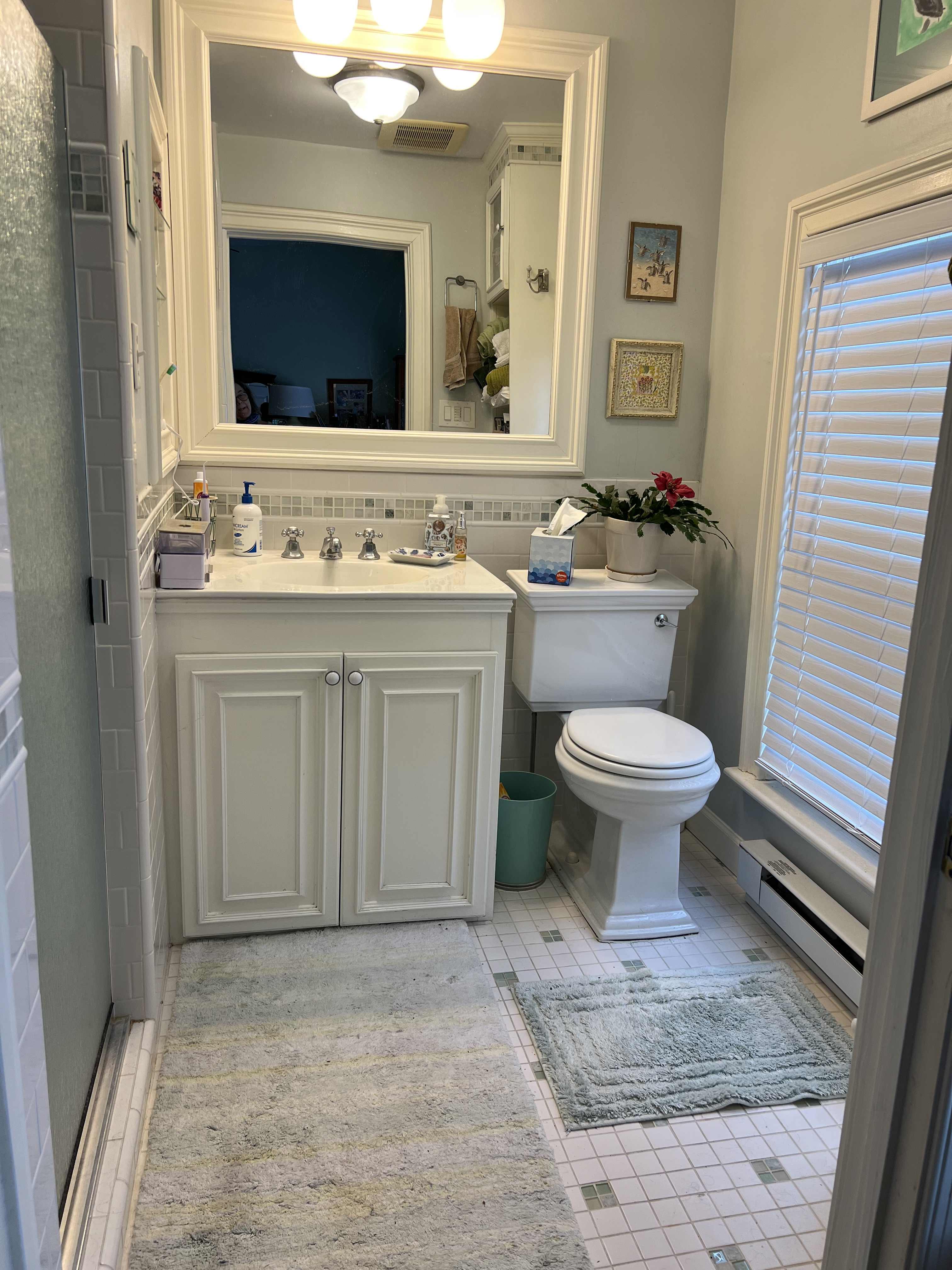 Furnished home 2 bdrms 2.5 baths - Photo 7