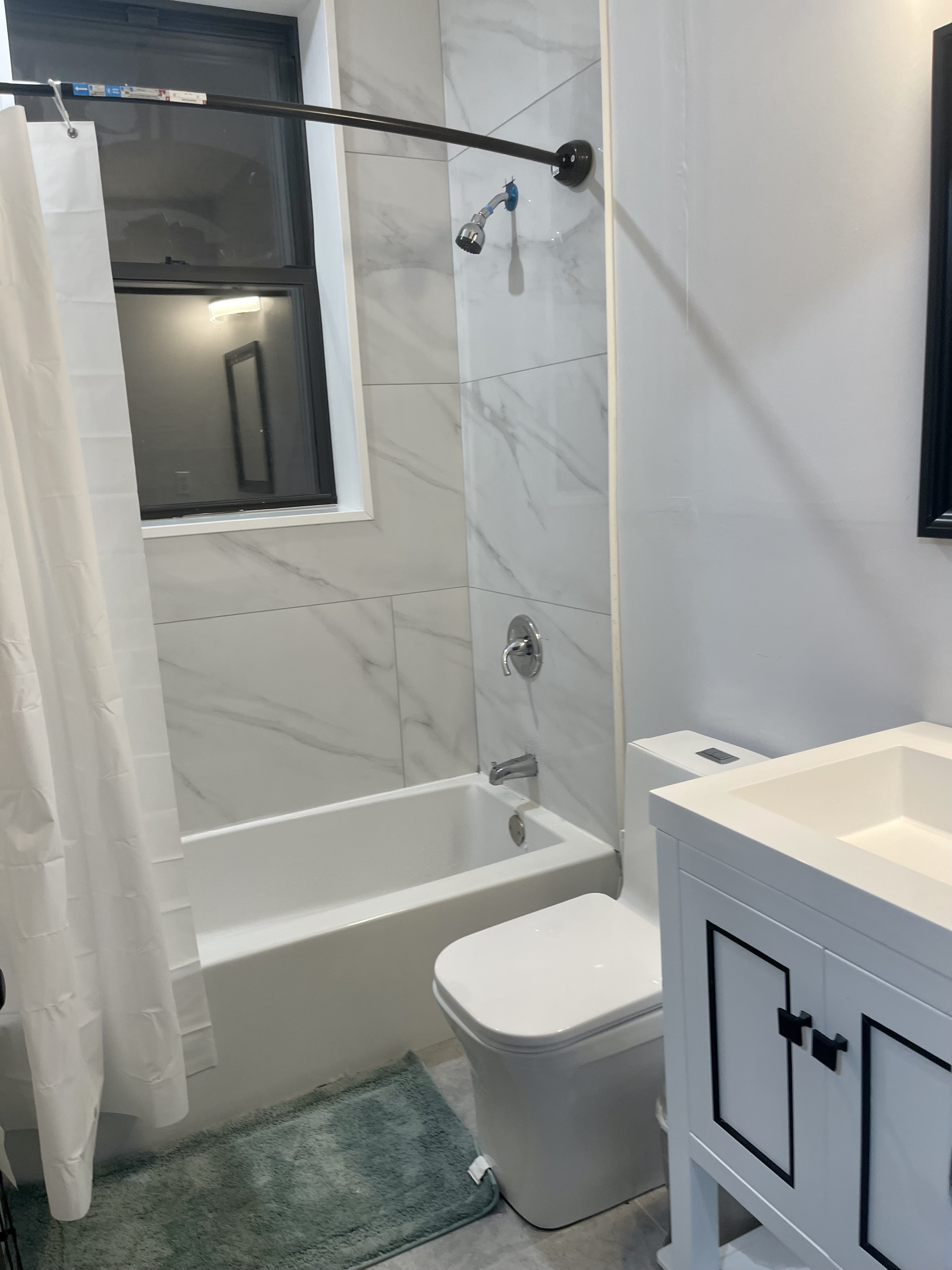 Luxury 4 bd 1 bath Home Away From Home - Photo 4