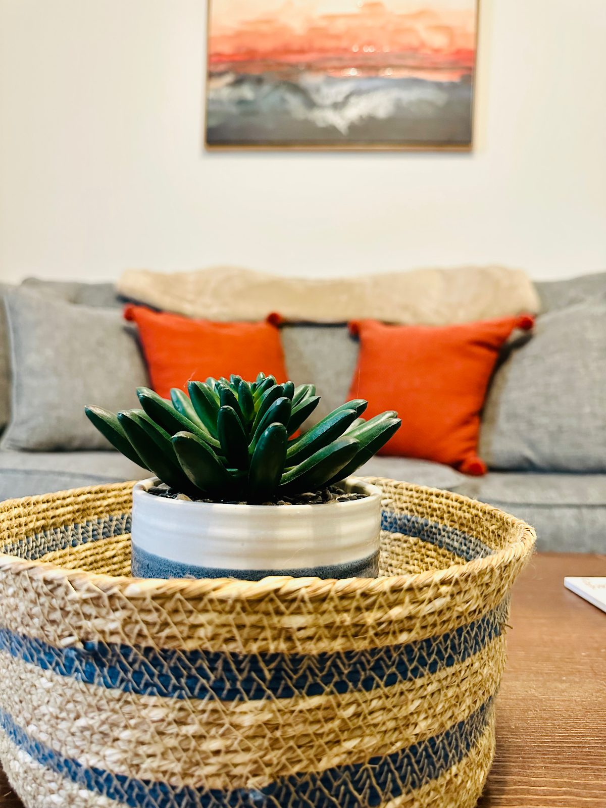 Stylish Boutique Retreat - Ritter Park Area - Designed for Comfort! - Photo 1