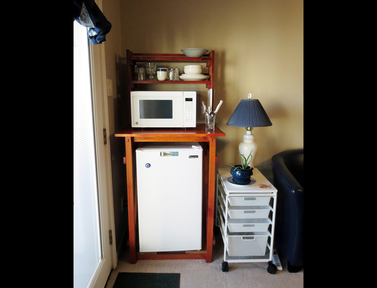 Private and Comfortable Studio Suite in Townhome - Photo 4