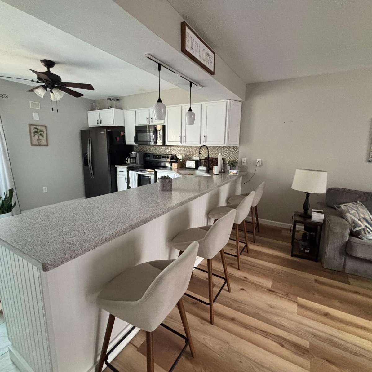 2 BR Townhome Next to Hospital - Photo 2