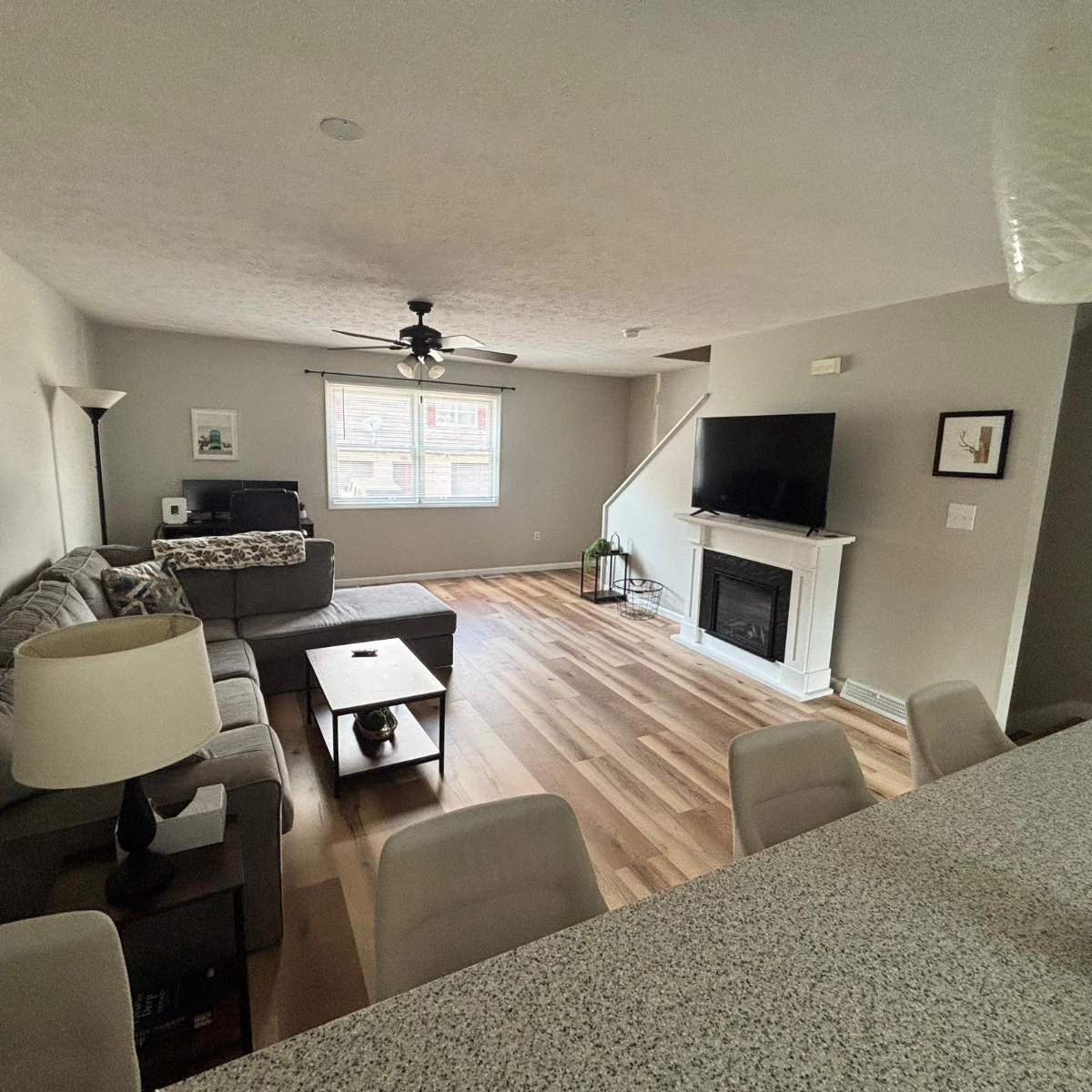 2 BR Townhome Next to Hospital - Photo 5