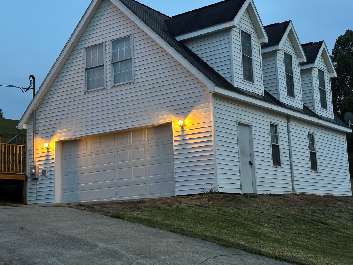Studio Apartment - Bridgeport, WV - Photo 2