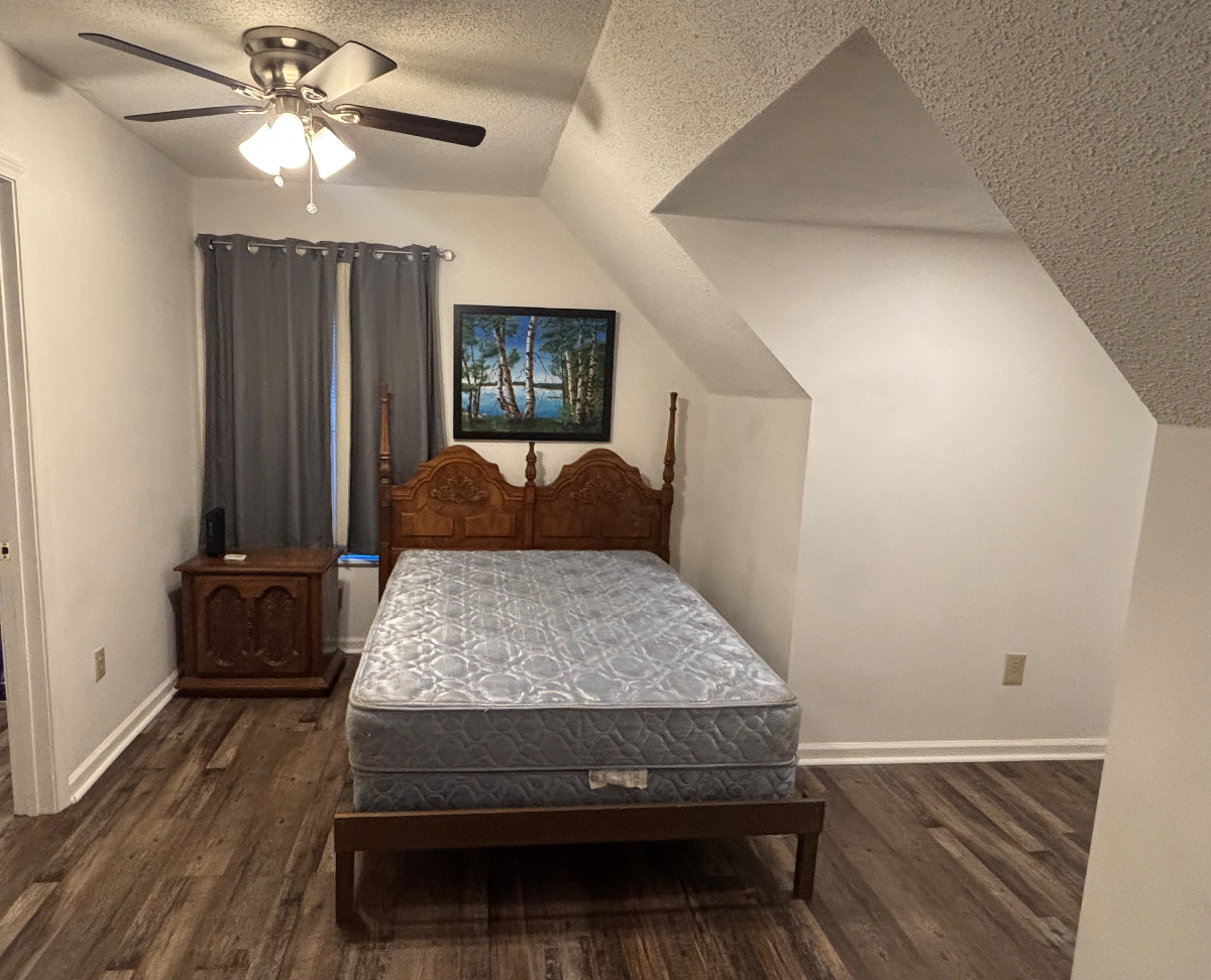 Studio Apartment - Bridgeport, WV - Photo 7