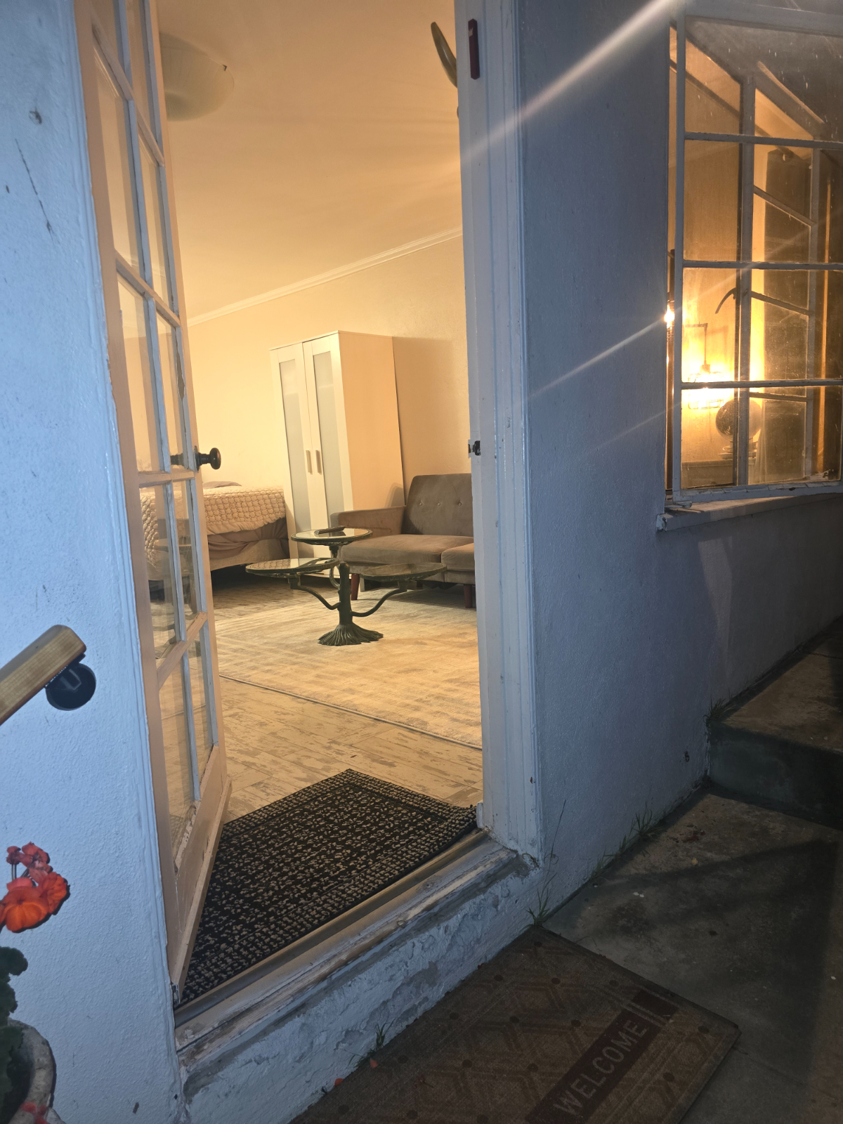 Private studio located in point loma San Diego - Photo 5