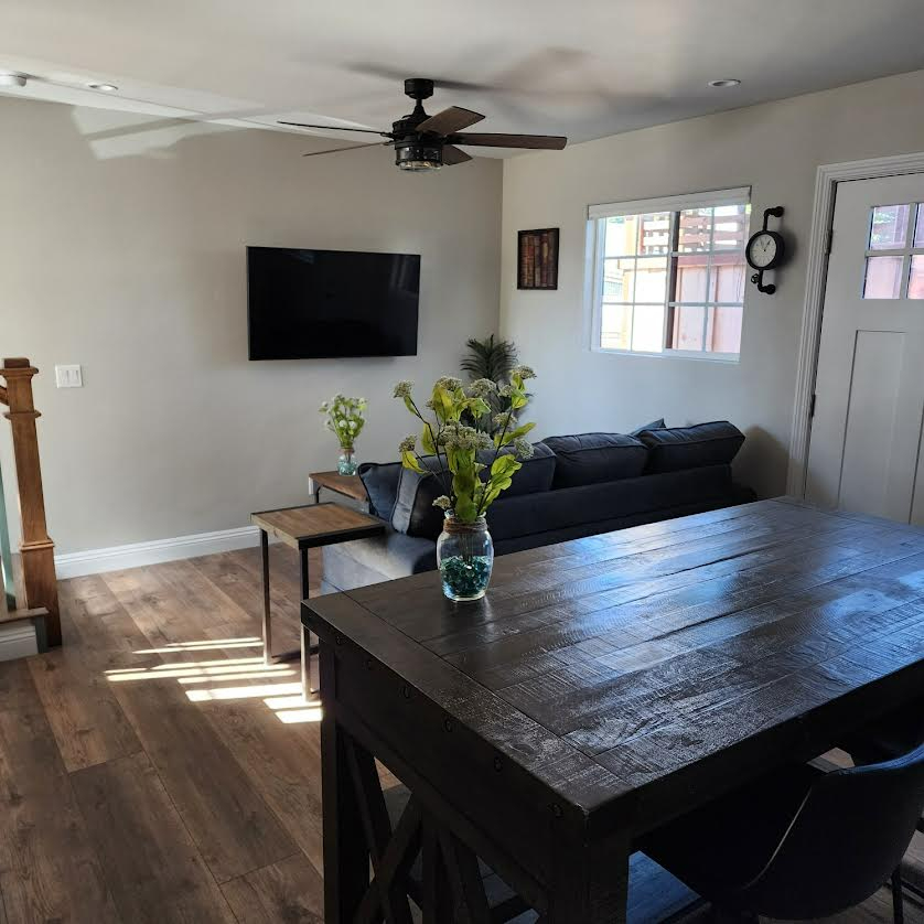Charming & Fully Furnished 1 Bed/1 Bath Farmhouse Style House in Historic Talmadge - Available Sept. 12 - Photo 6