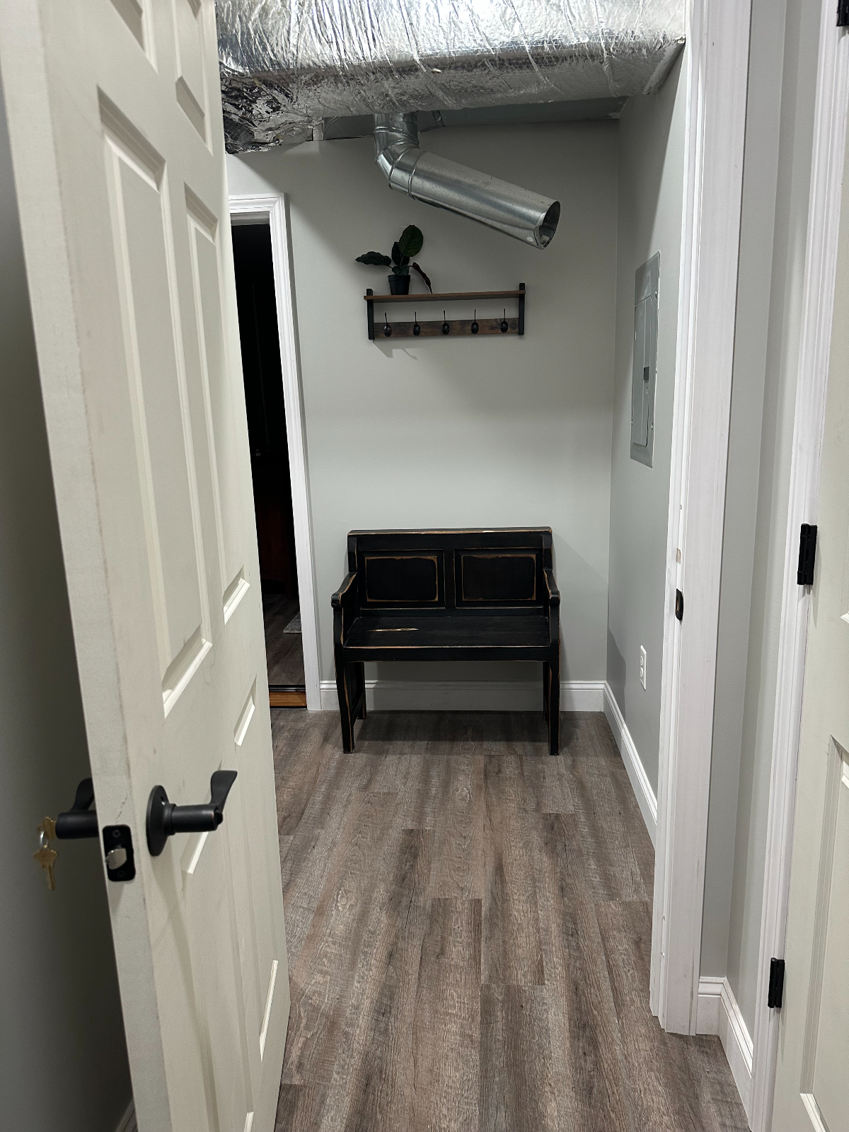 Cozy Apartments Awaits - Photo 1