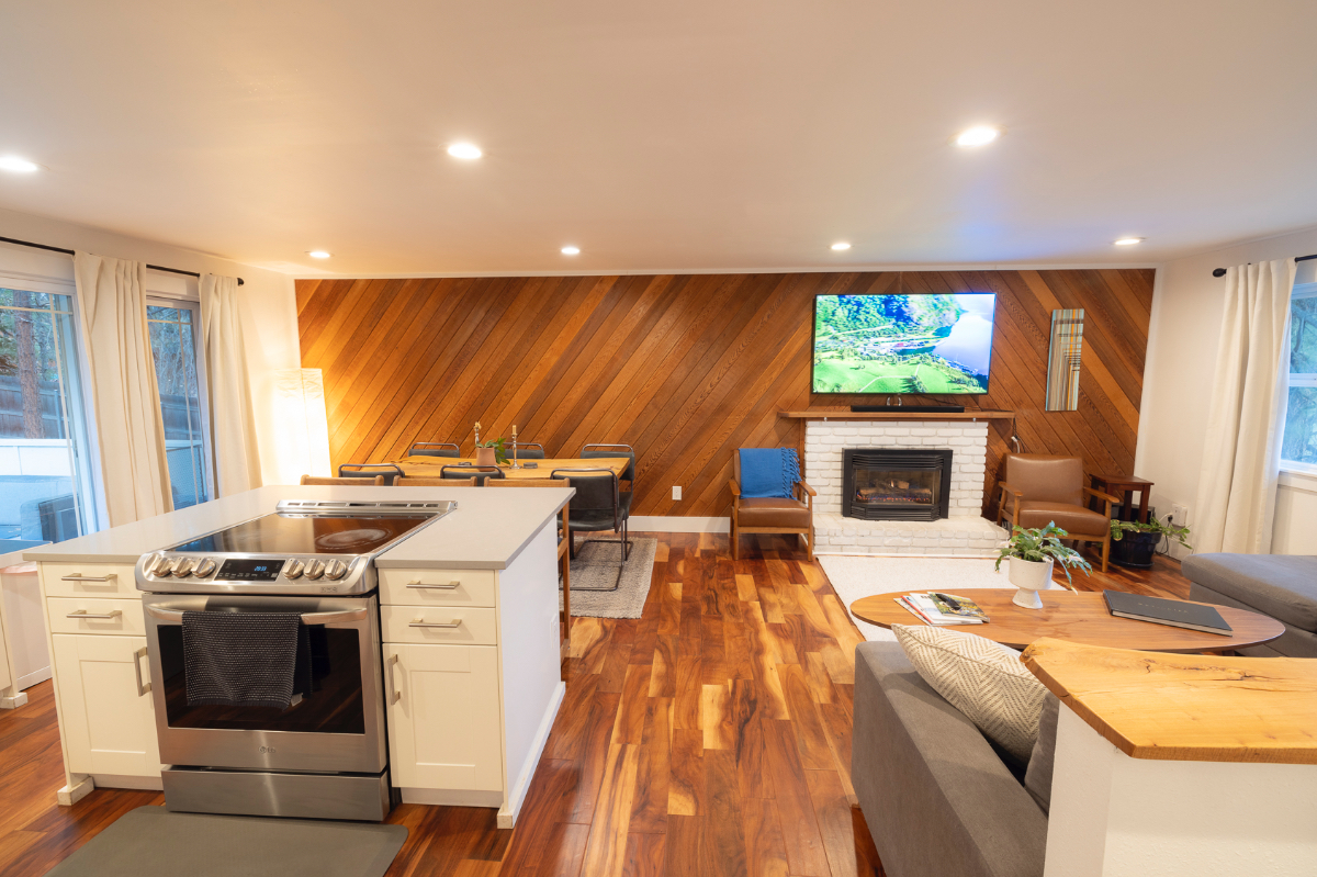 West Hills Home - Photo 5