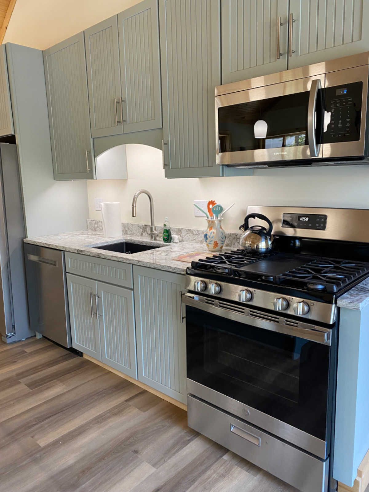 DUPLEX IN A BEAUTIFUL AND SERENE SETTING - Photo 7