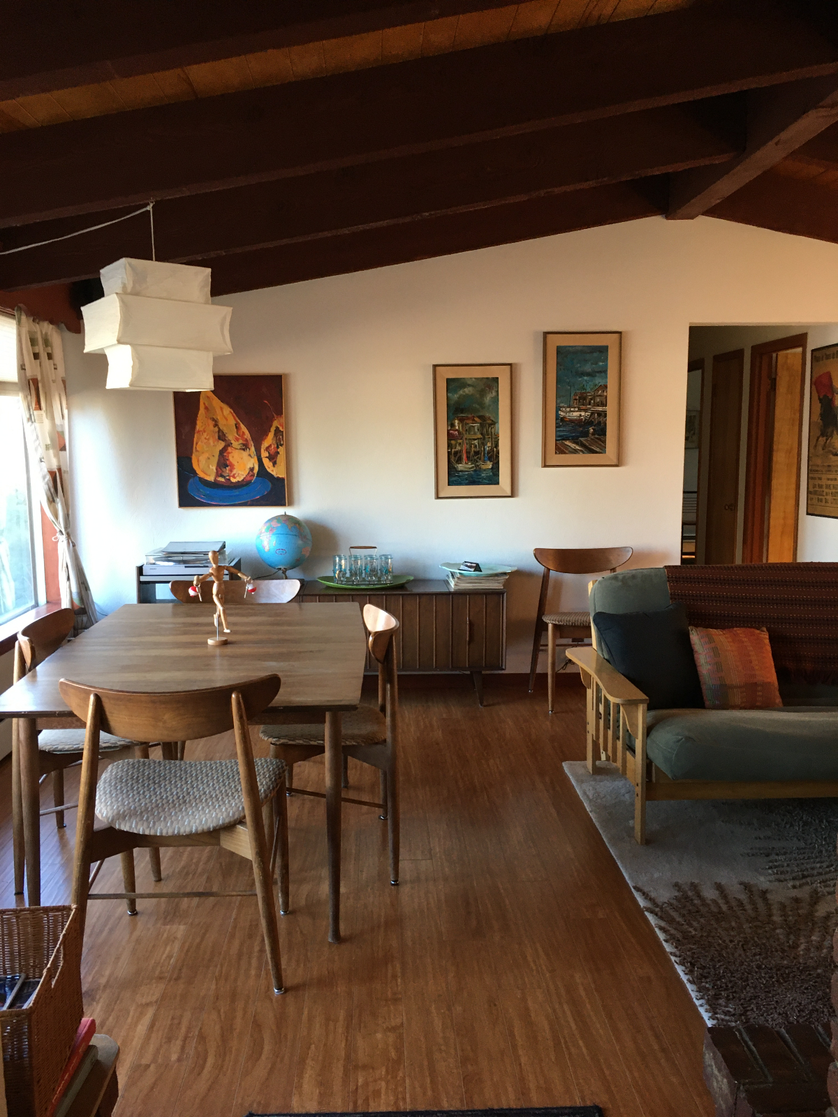 Mid Century Marvel near Hospital - Photo 6