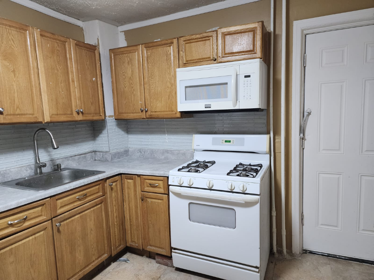 FULLY FURNISHED 3 BEDROOMS 15 mins from NYC - Photo 2