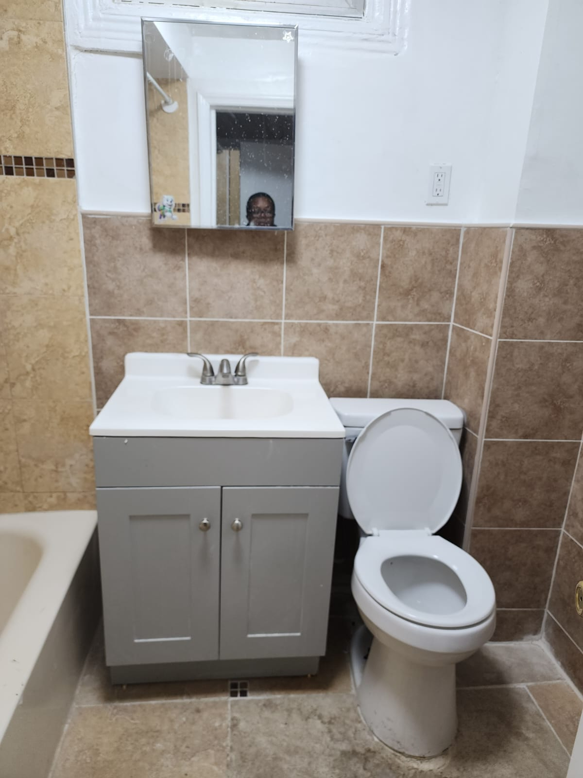 FULLY FURNISHED 3 BEDROOMS 15 mins from NYC - Photo 3