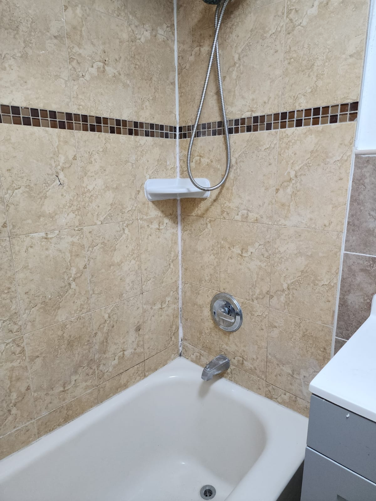 FULLY FURNISHED 3 BEDROOMS 15 mins from NYC - Photo 4