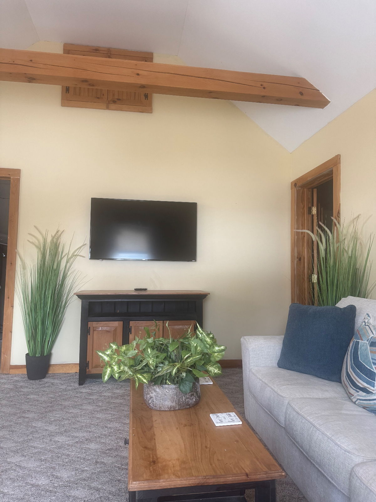 Easy access to work and relaxation - Photo 5