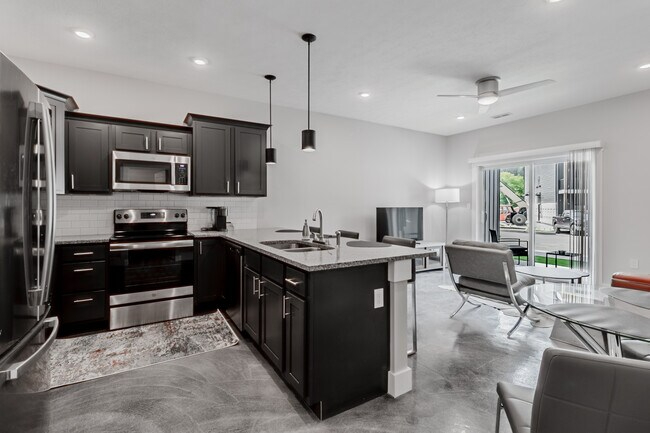 Fully-Furnished Apartments with Amenities - Photo 1