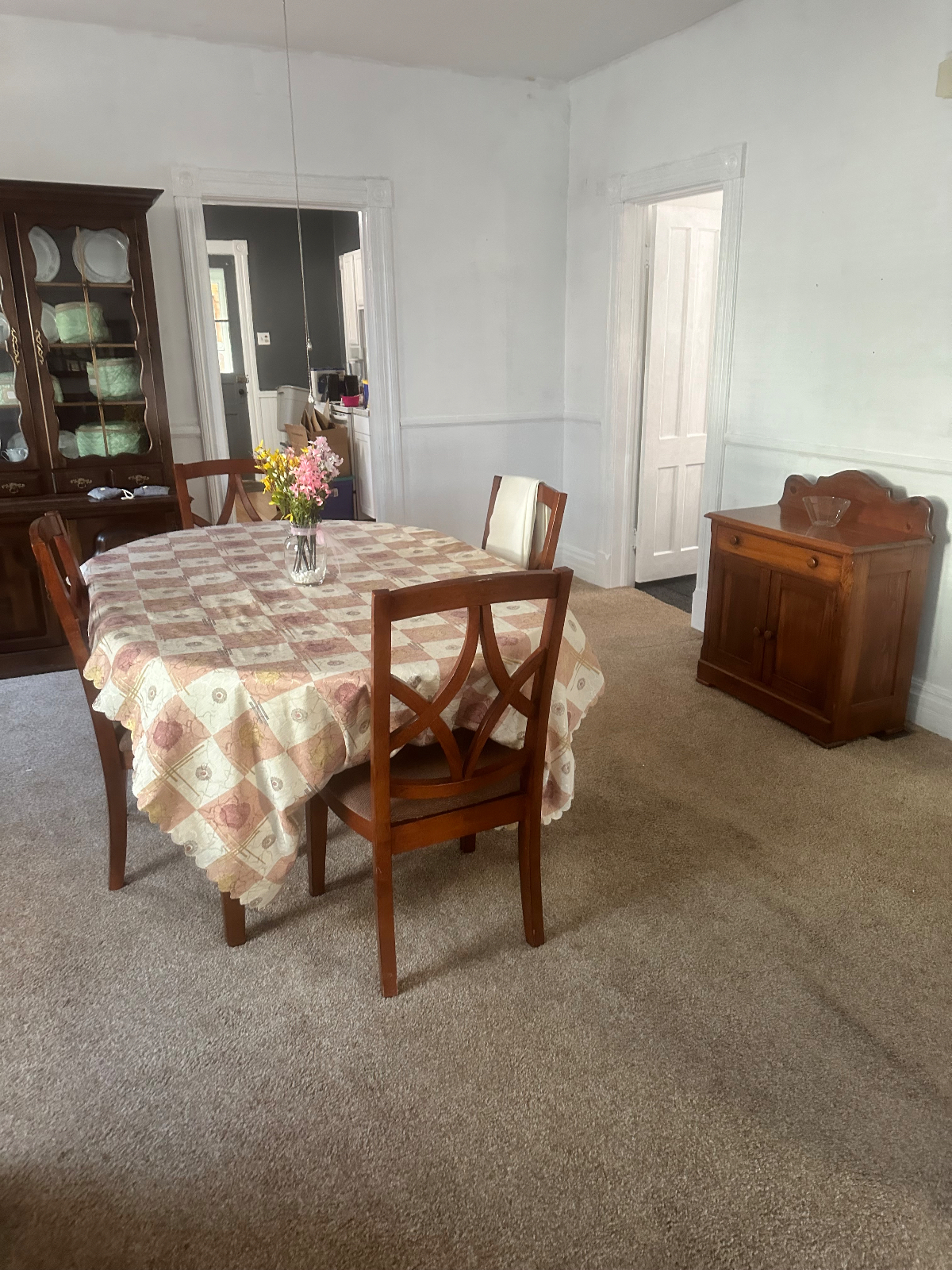 1st Floor- 2 bedroom, LR, DR, kitchen and one bath. Quiet neighborhood in Village of Scotia, New Yor - Photo 8