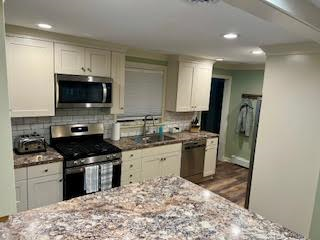 1 Bedroom House for rent - Photo 3