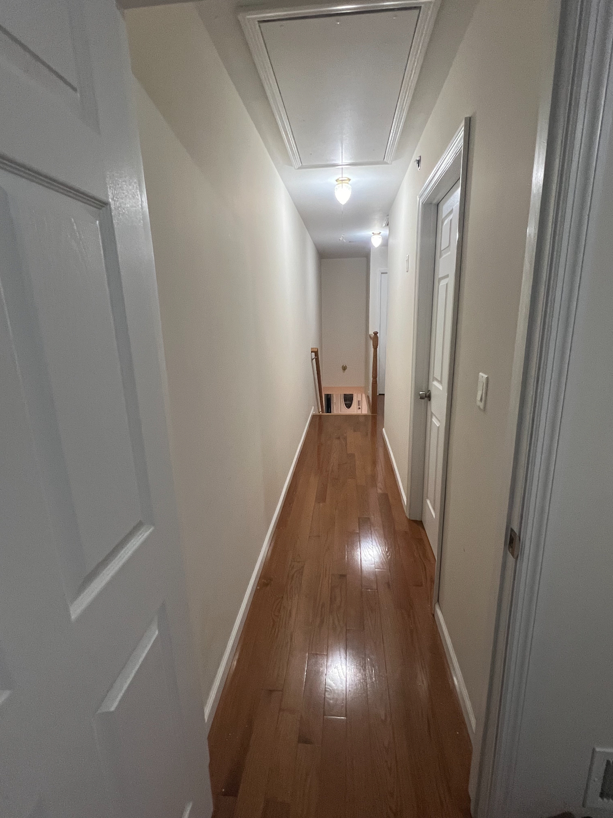 Private Room in New Construction Home, Staten Island - Photo 8