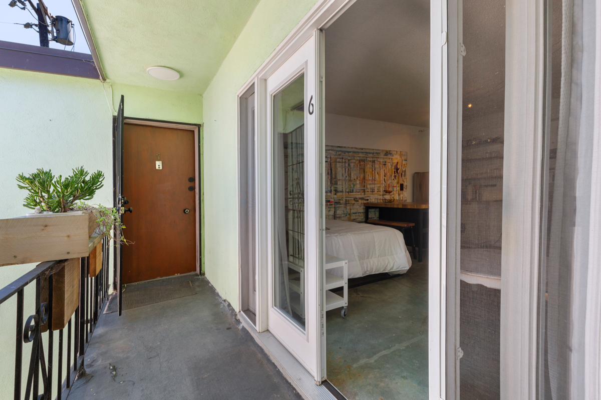 Tutu's Beach Studio - Photo 5