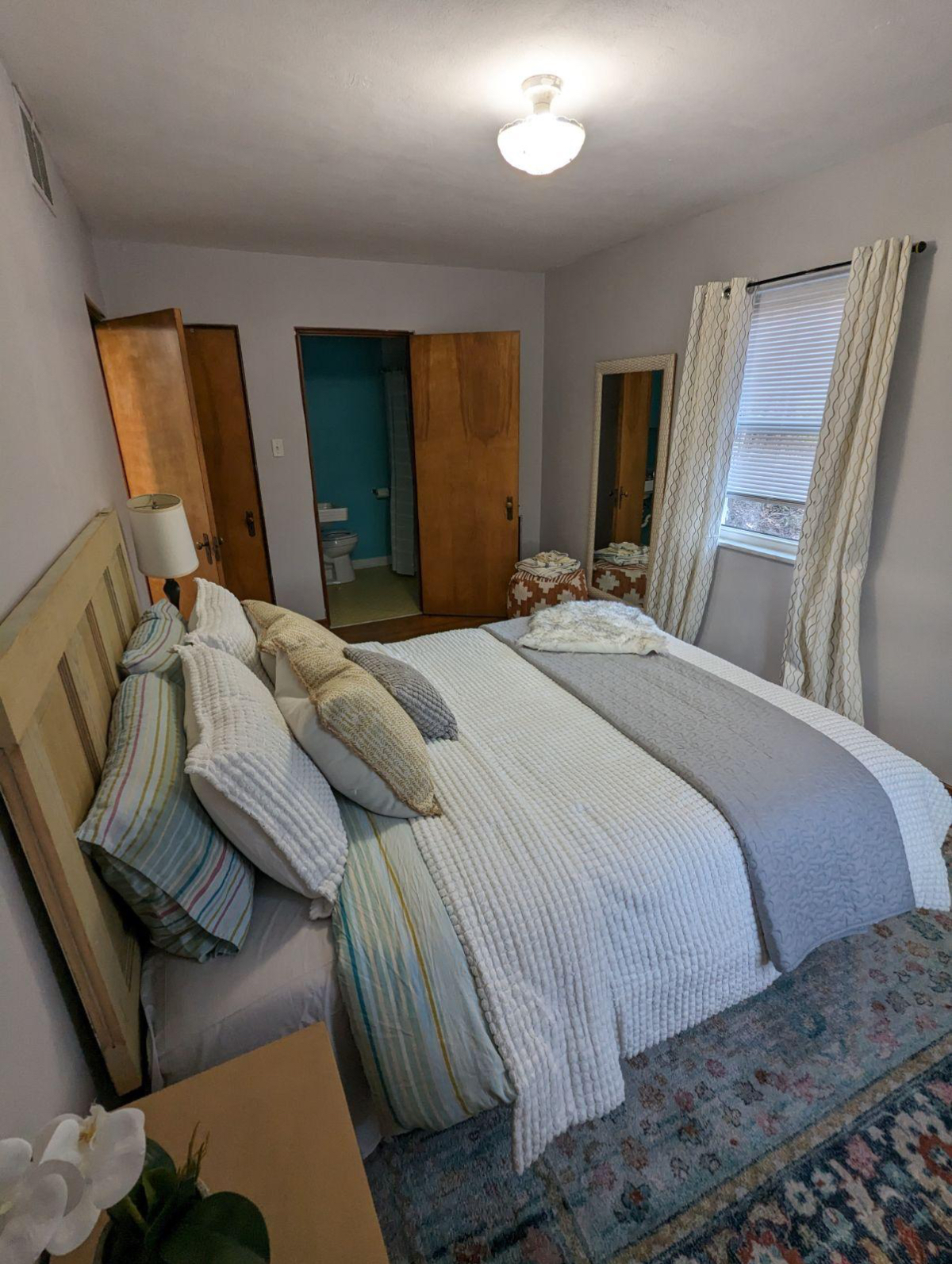 6 Minute Drive to Weirton Medical. Safe and secure centrally located close to all shopping needs. - Photo 7