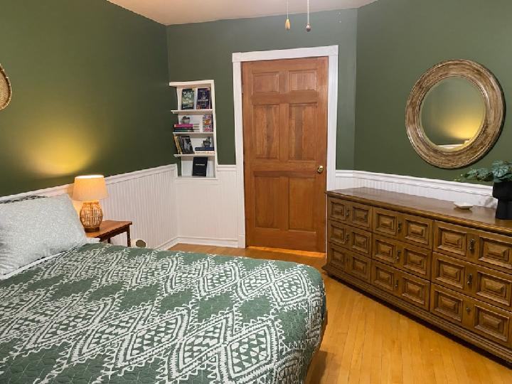 Cozy Home Away From Home - Photo 2