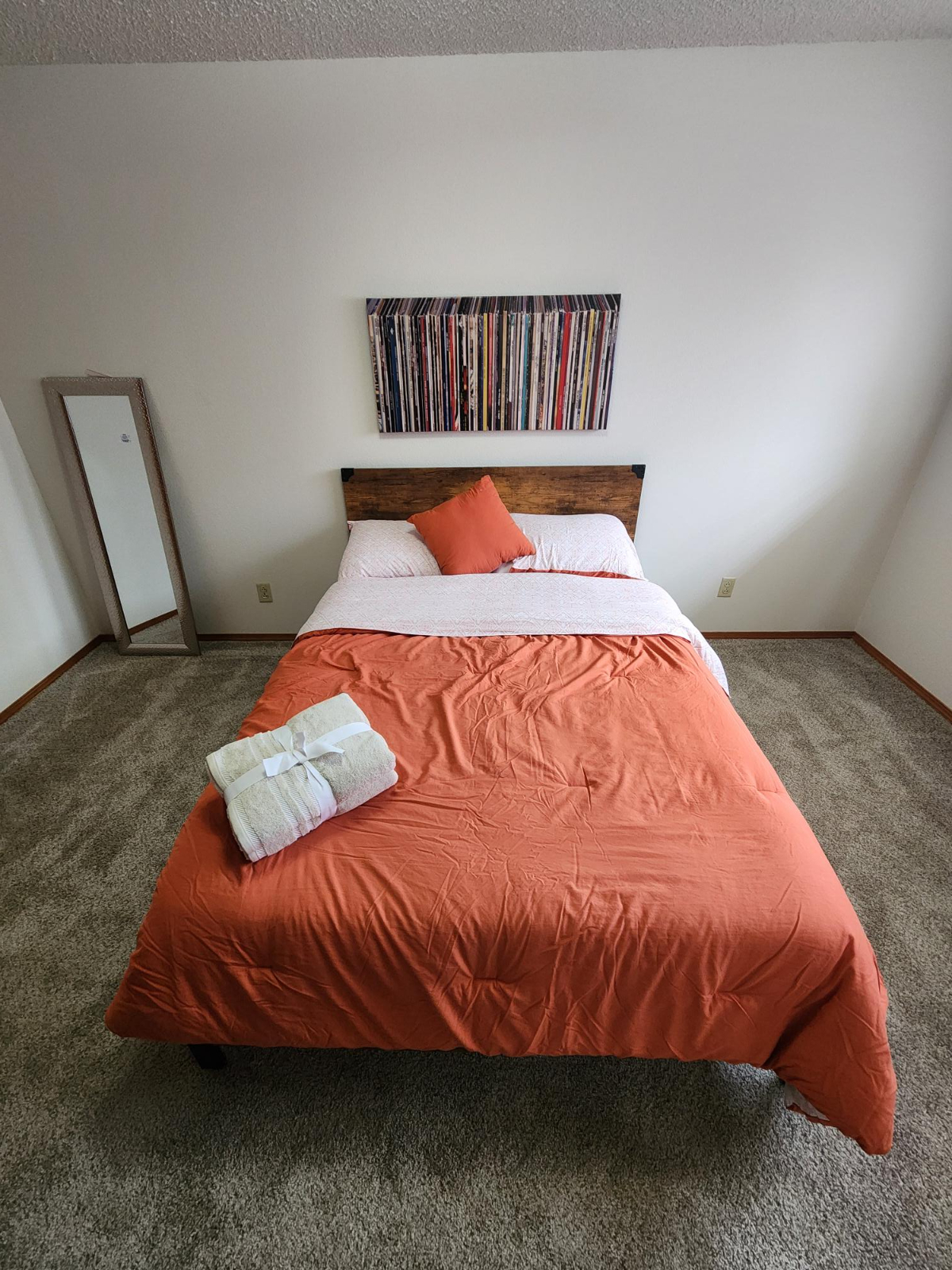 Private Full Bed In Tacoma