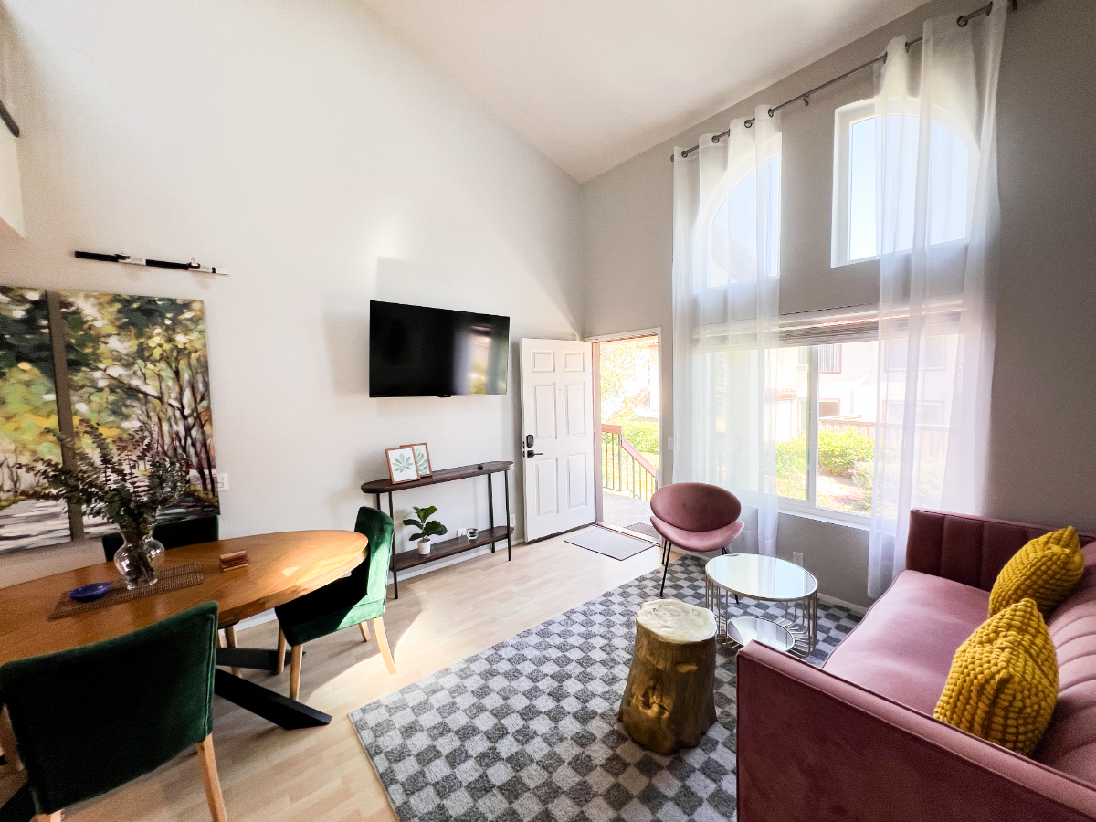 1 Bedroom & Loft (2nd Bedroom) - La Jolla Colony - Photo 2