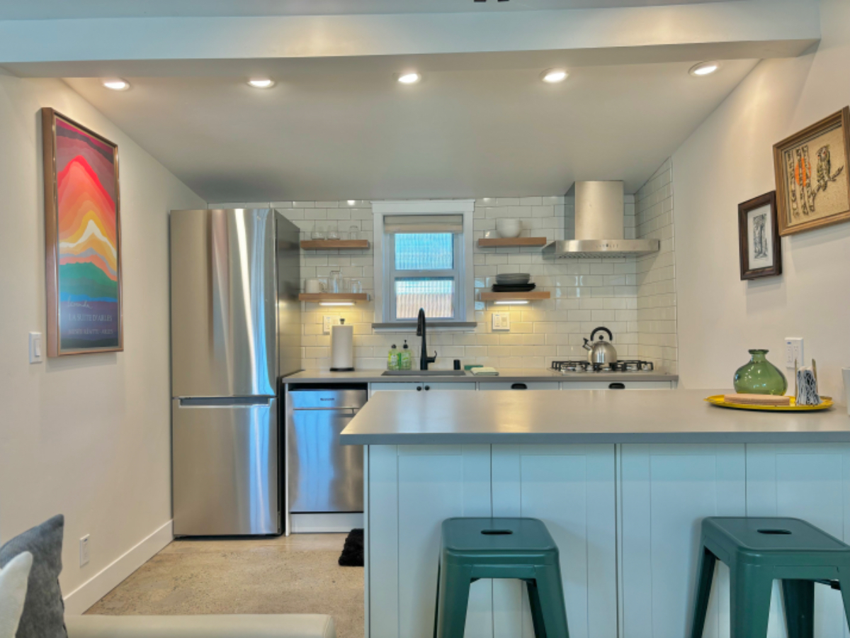 Lovely Studio near Curtis Park - Photo 3