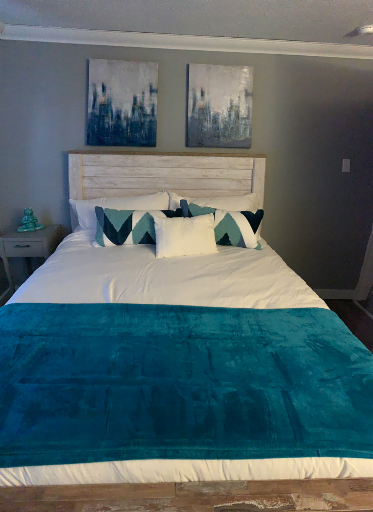 Mini Manor on Market Street - Photo 8