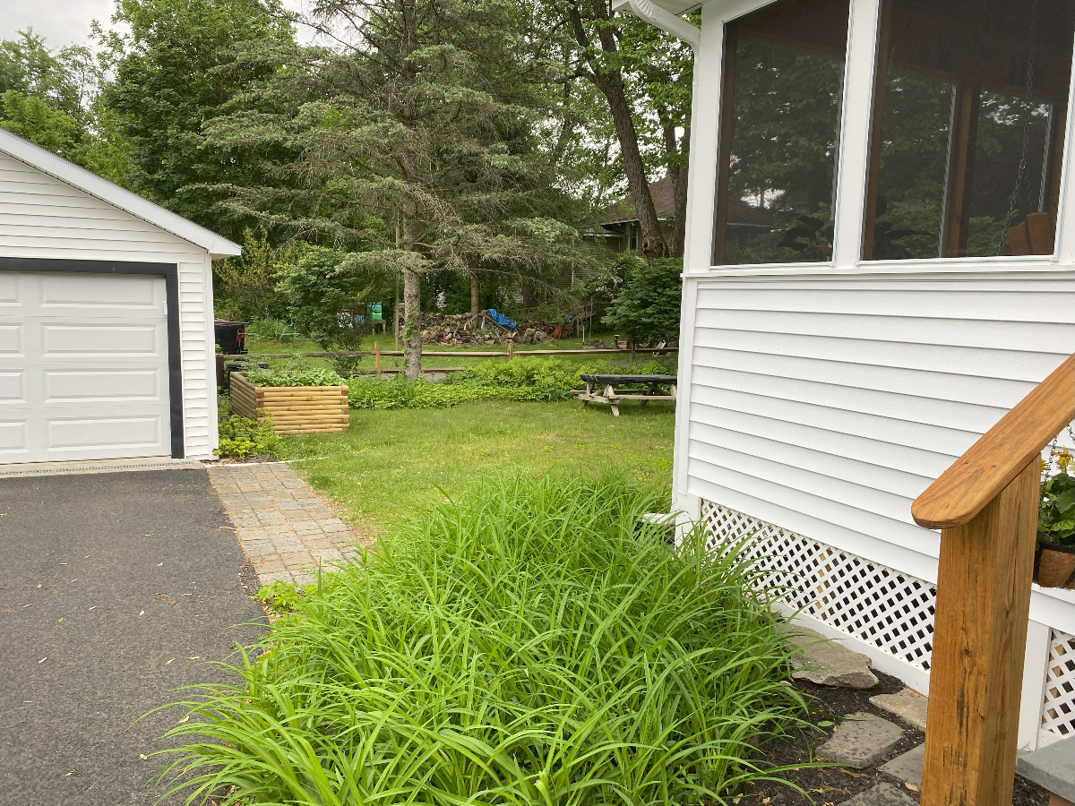 Snug Craftsman - Newly Renovated in Capital District NY - Photo 4
