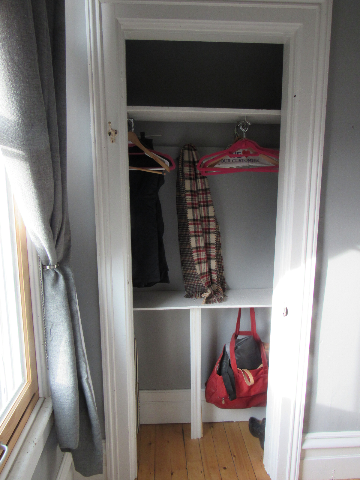 Cozy, bright 1 BR apt, best of country living steps from downtown Troy - Photo 8