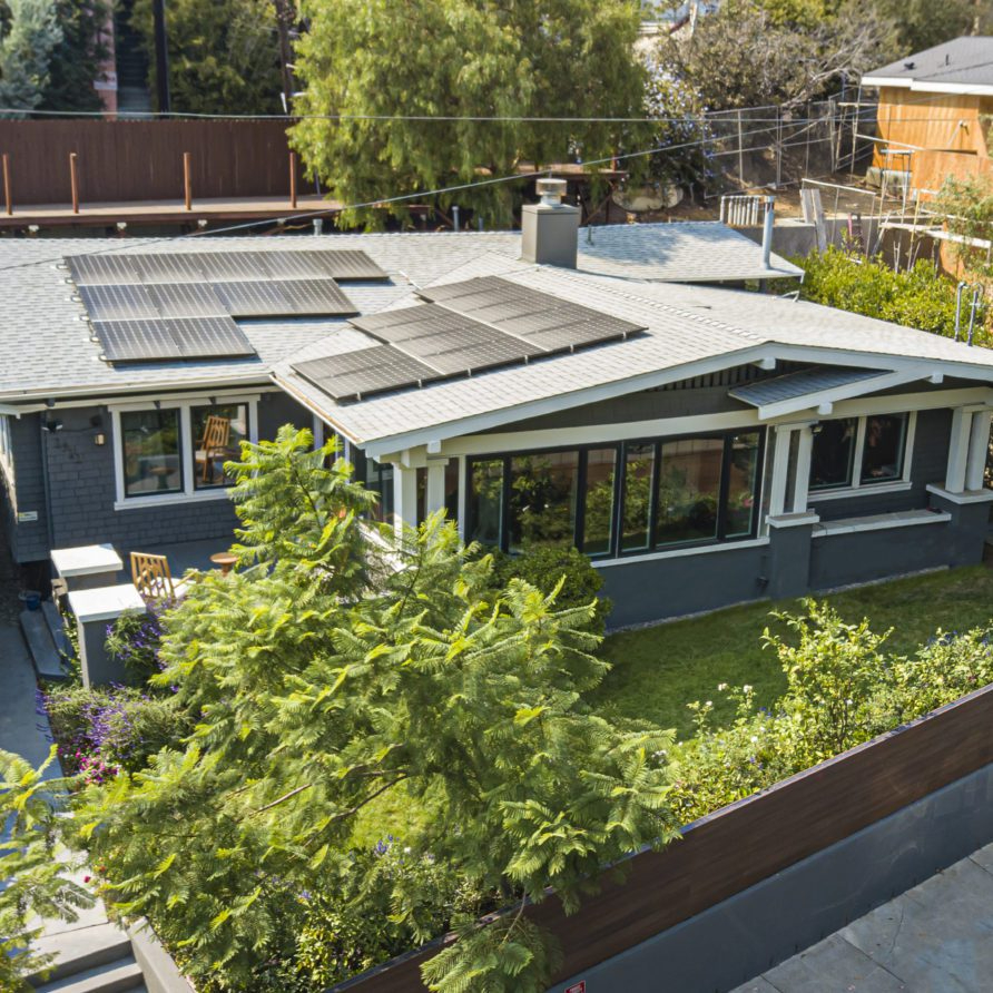 Beautiful Craftsman Home in Hollywood - Photo 3