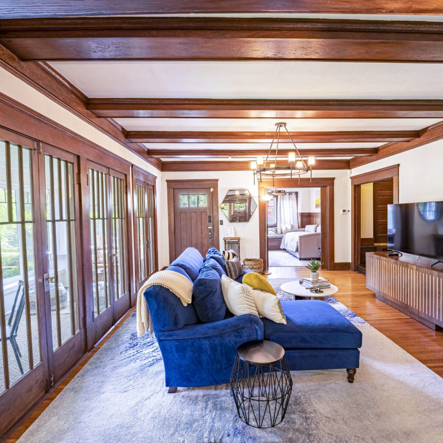 Beautiful Craftsman Home in Hollywood - Photo 4