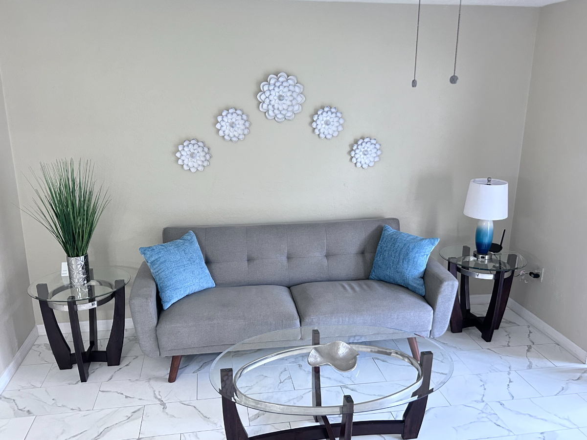 Modern and Conveniently Located Gainesville...1707