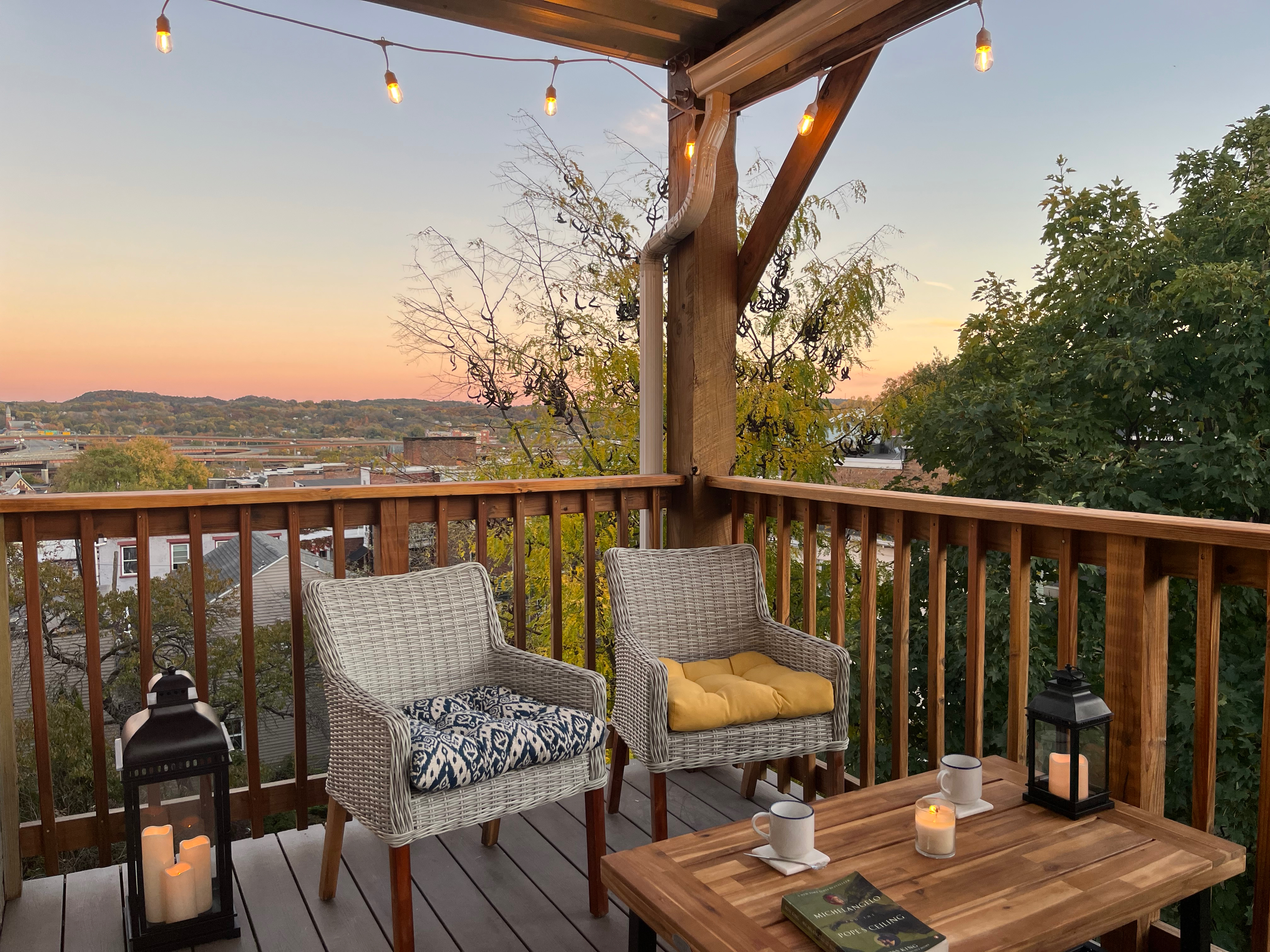 Furnished 3BR/2BA w/ Private Balcony & City Views | Walk to Capitol, Near Albany Med - Photo 1