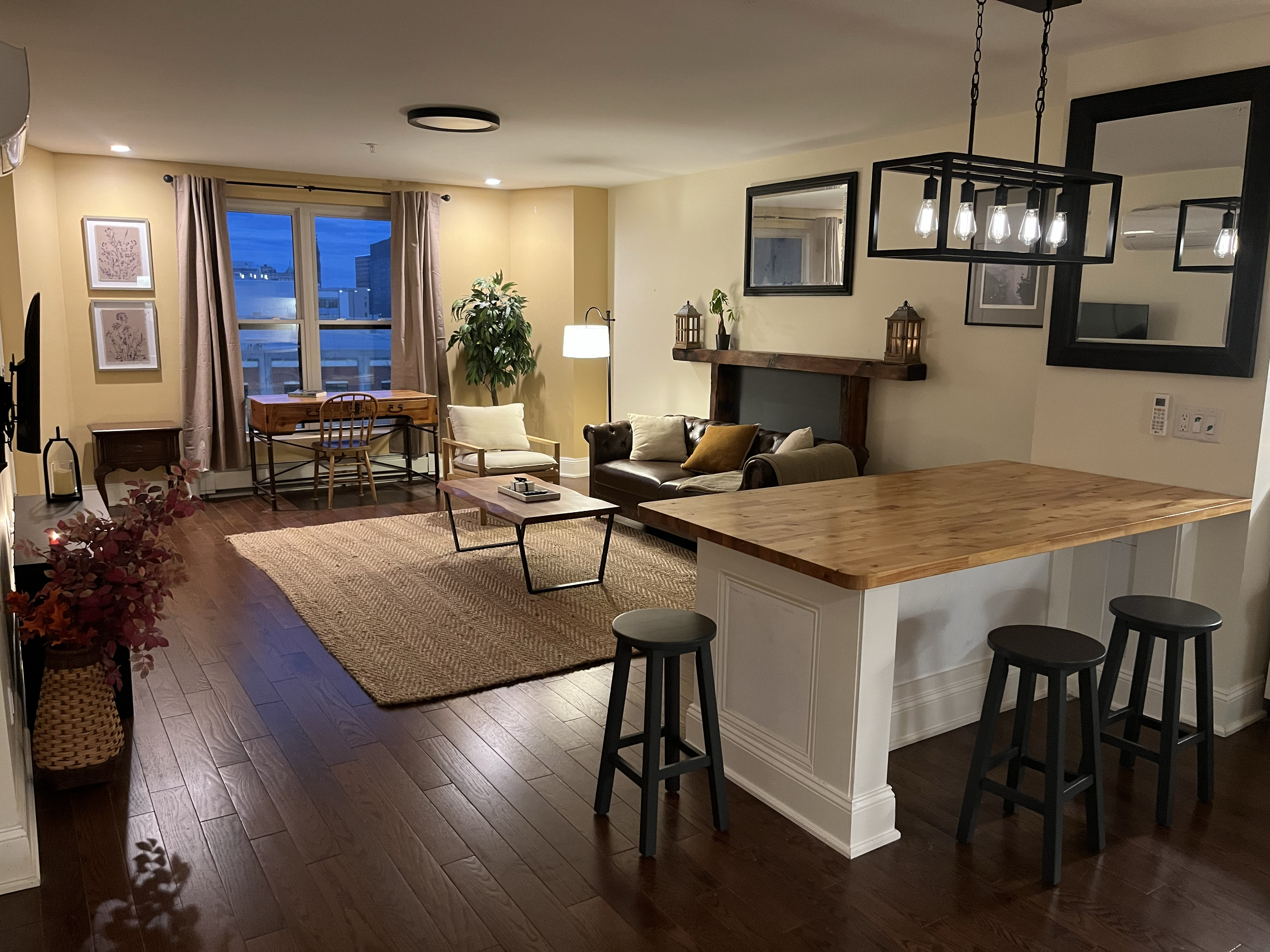 Furnished 3BR/2BA w/ Private Balcony & City Views | Walk to Capitol, Near Albany Med - Photo 7