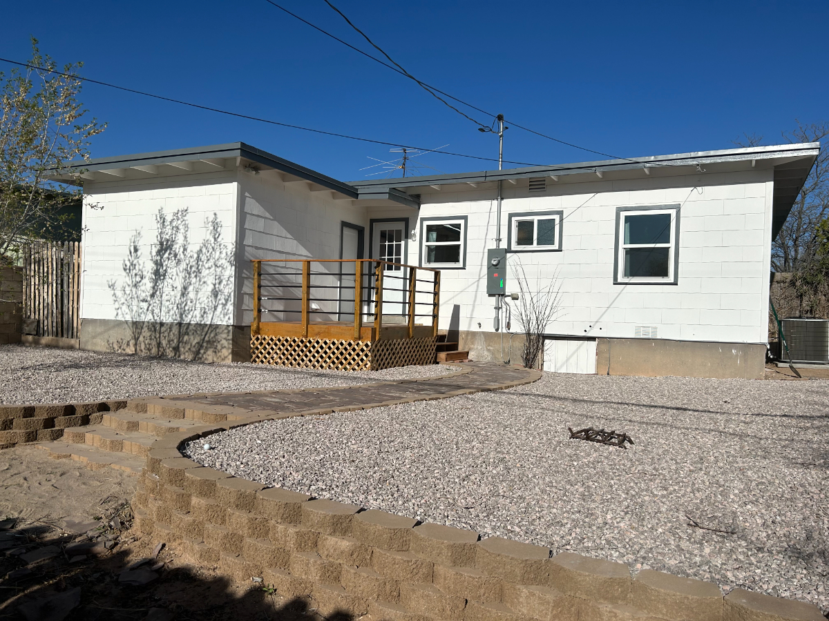 UNM North Campus Casa - Photo 5