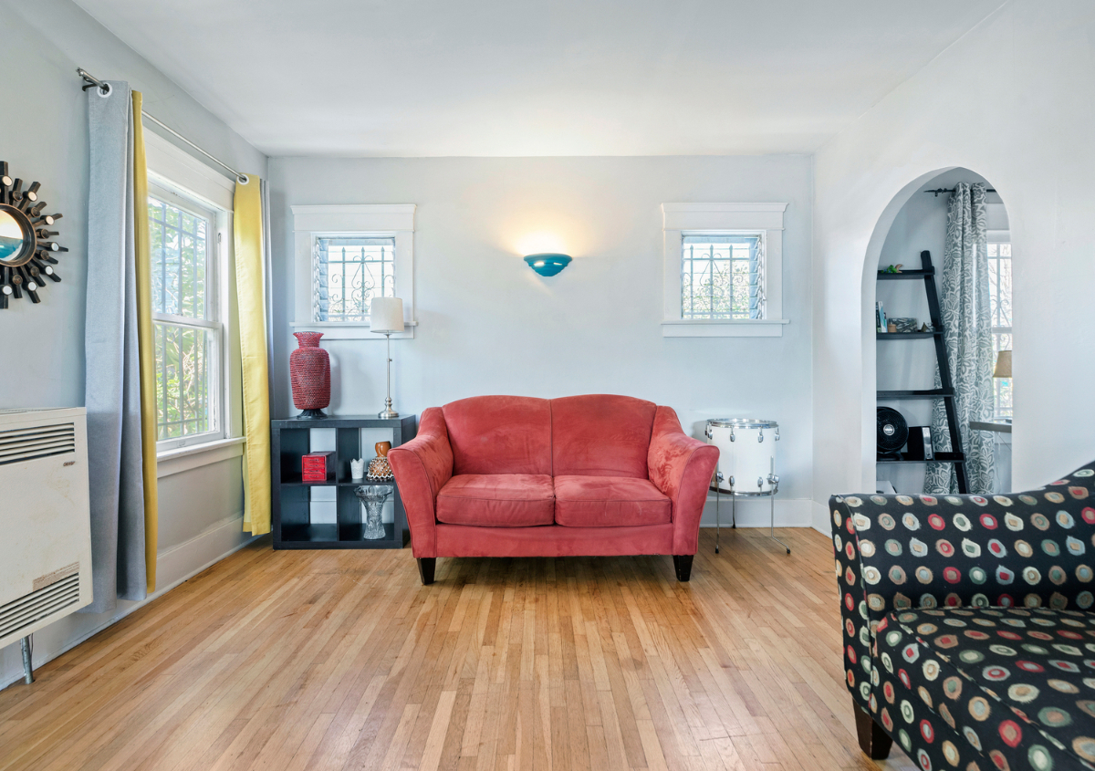 Sunny Backhouse Retreat - Photo 4