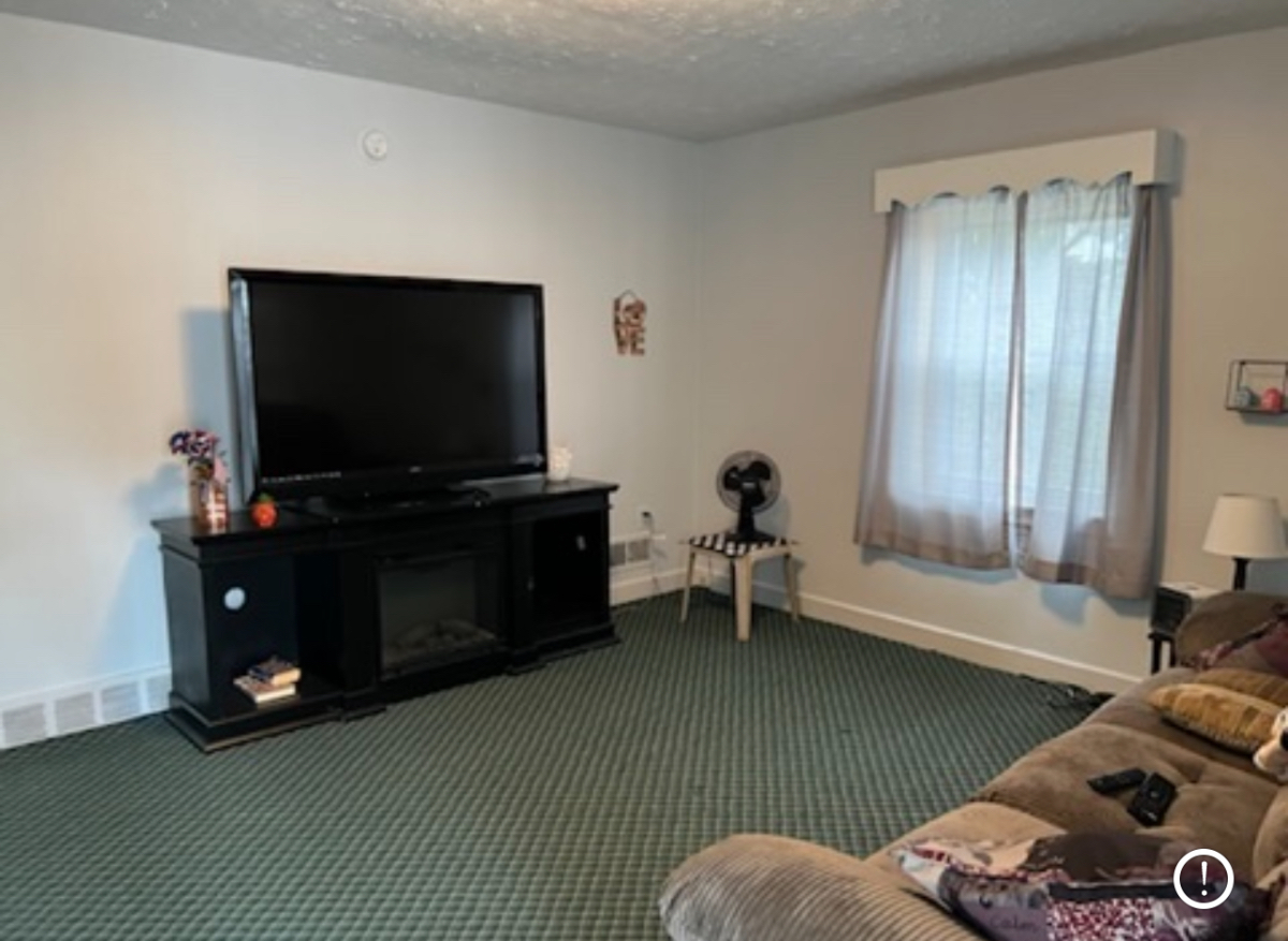 1 Bedroom/ 1 Bath Apartment APT C - Photo 2
