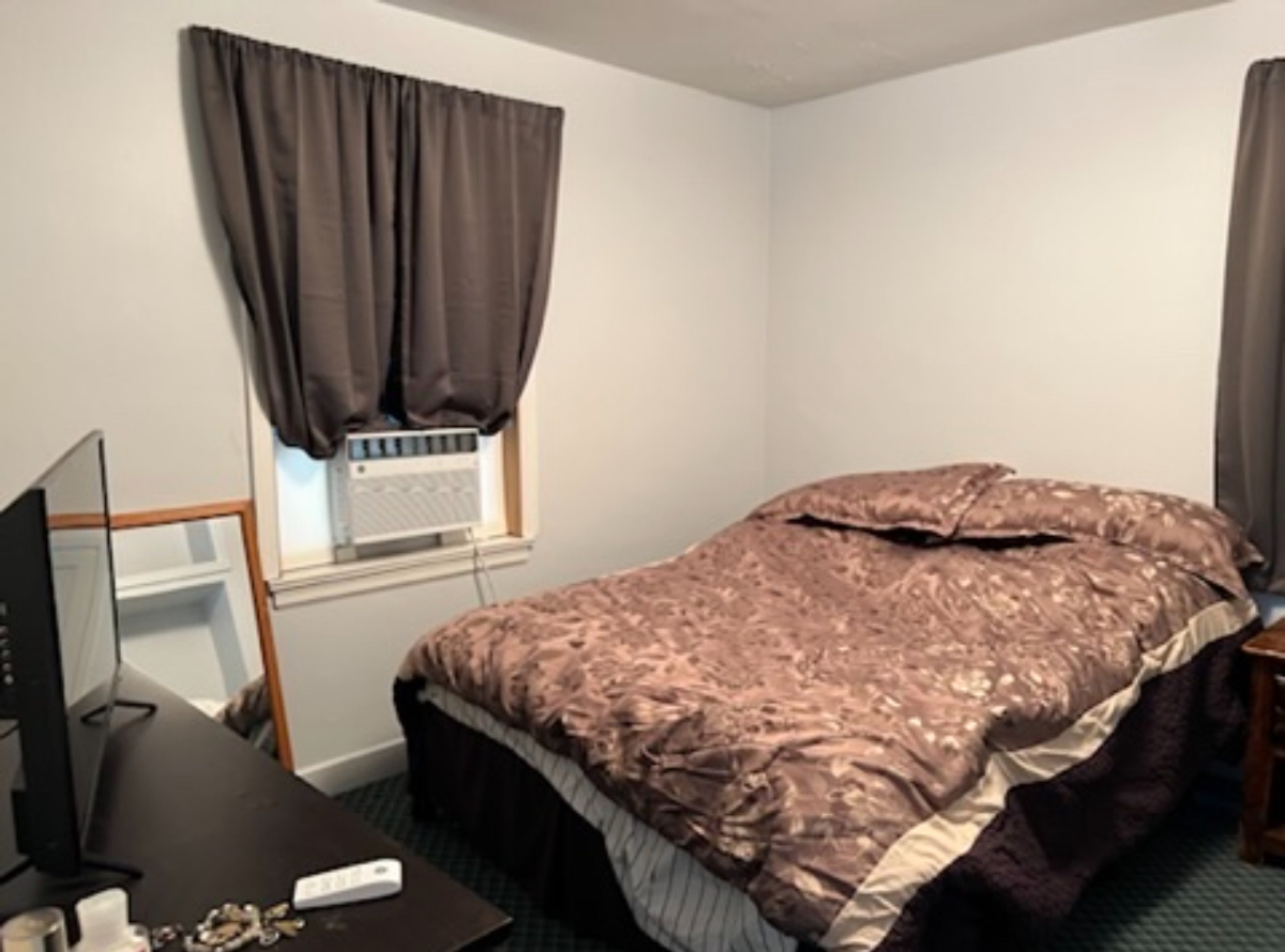 1 Bedroom/ 1 Bath Apartment APT C - Photo 4