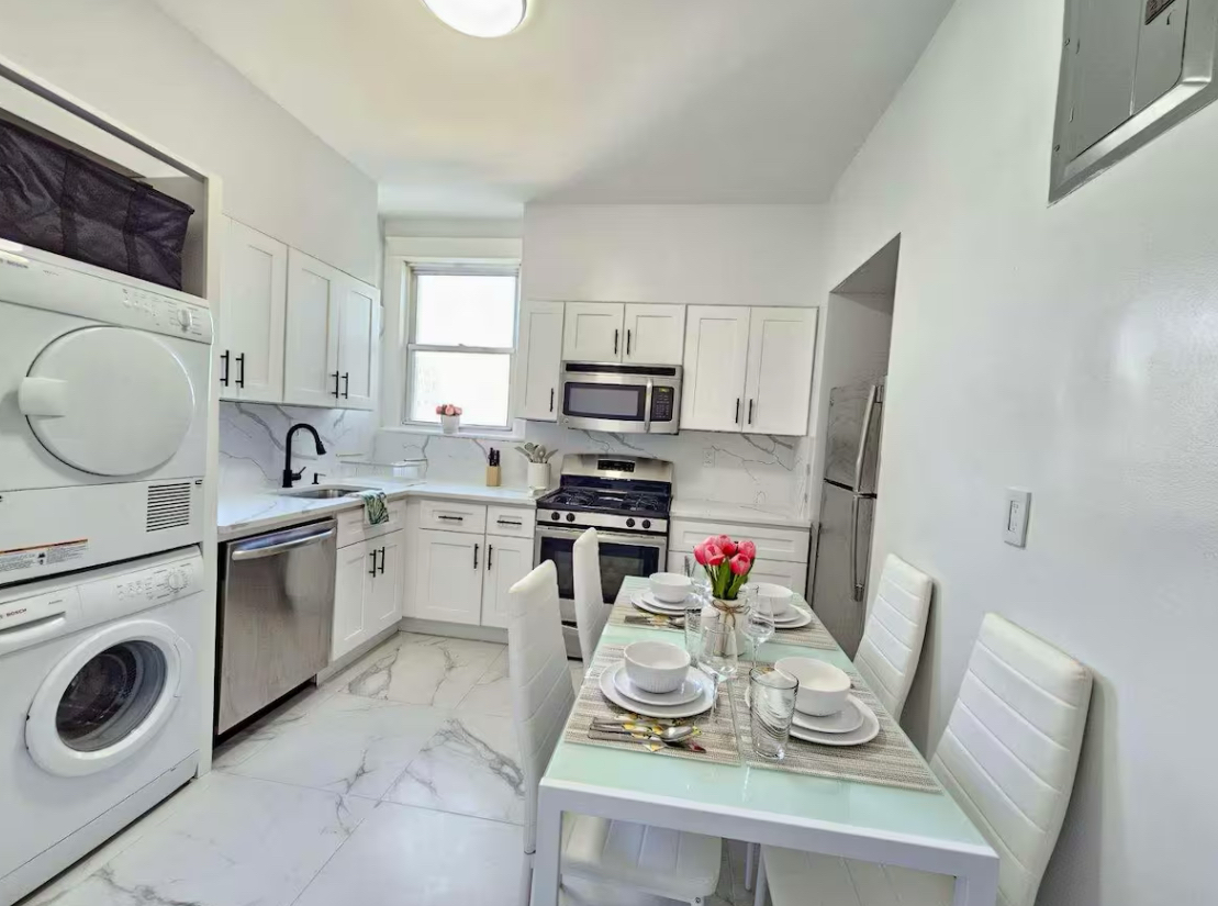 Brand new luxury 2 bedroom apt in Astoria - Photo 6