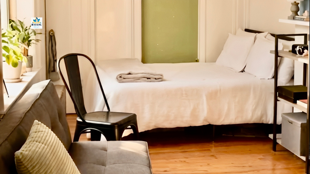 Discover a captivating historic building in Brooklyn, just steps from the iconic Manhattan Bridge wi - Photo 9