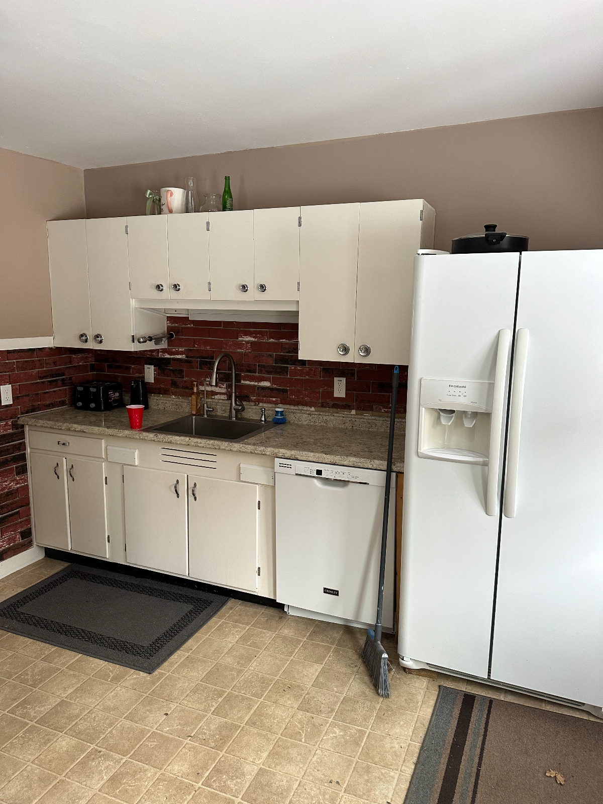 2 bedroom nurses unit - Photo 1
