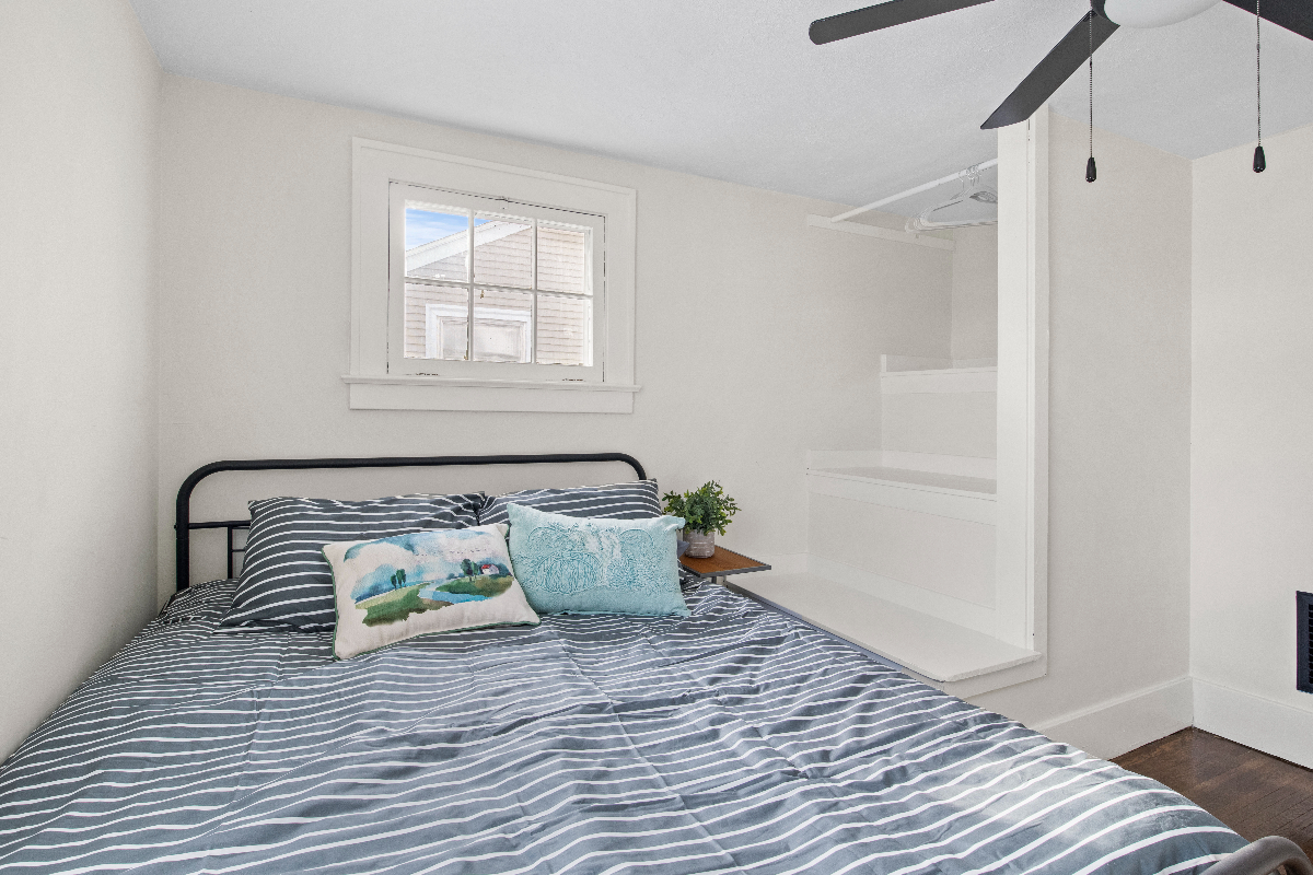Charming 3-Bedroom House in Rochester, NY - A Cozy Retreat with Perfect Location - Photo 10
