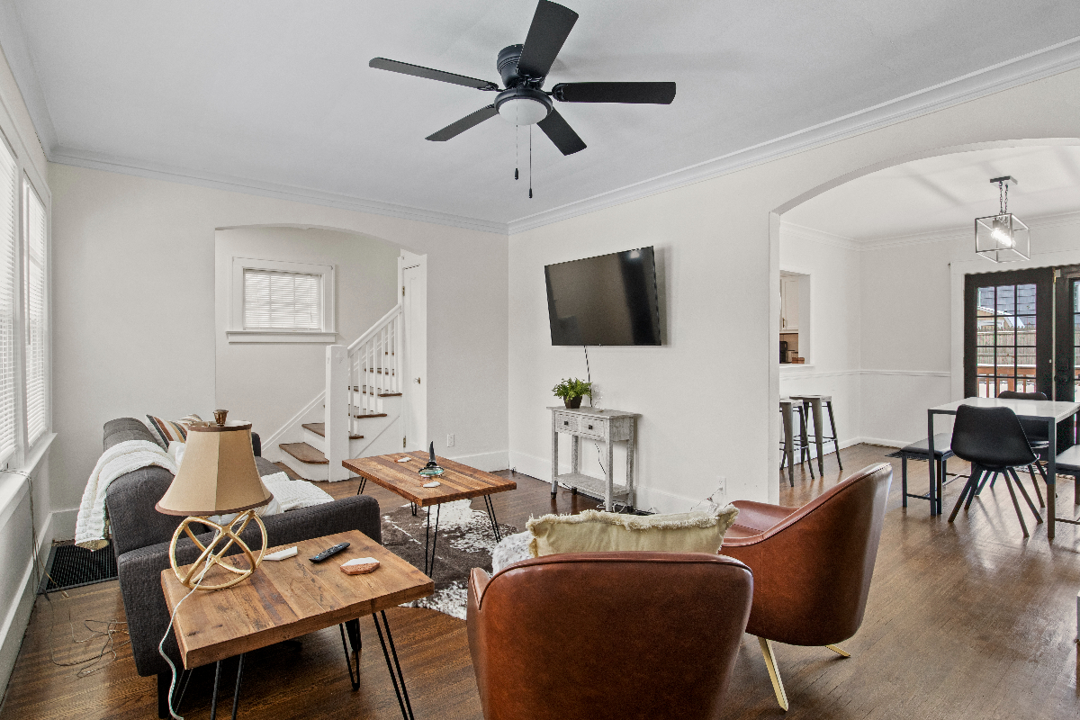 Charming 3-Bedroom House in Rochester, NY - A Cozy Retreat with Perfect Location - Photo 4