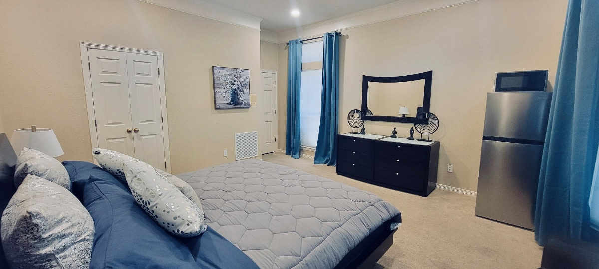 Hotel Like Stay Suite in Plano - Photo 2