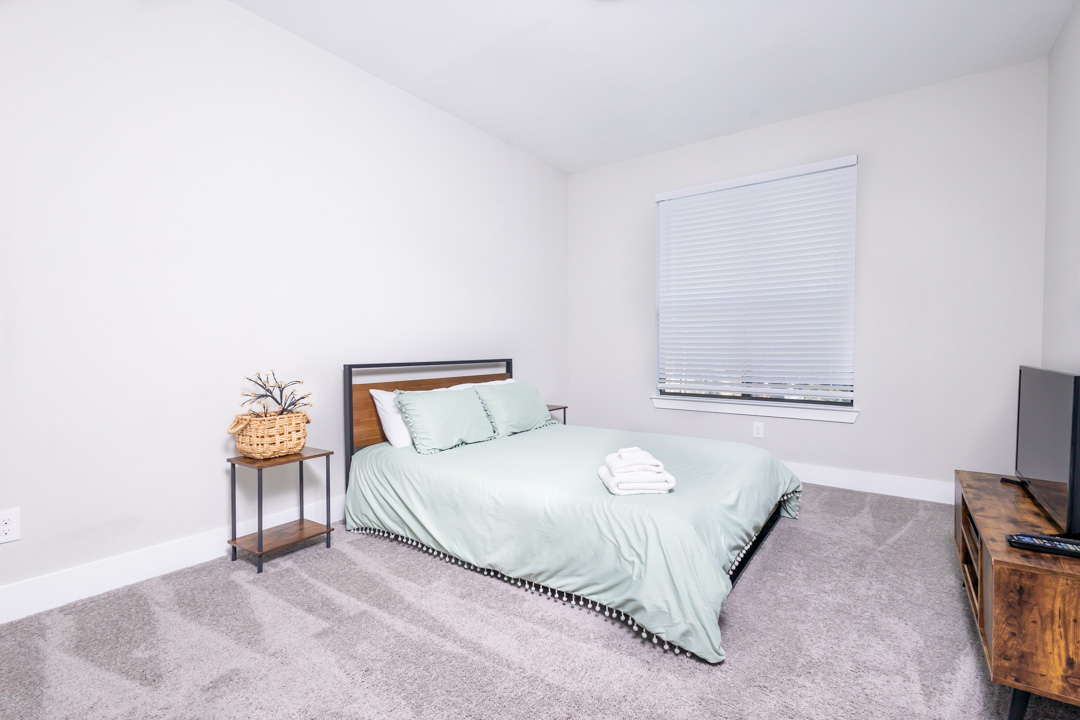 Room for rent in Medical District. City views - Photo 7