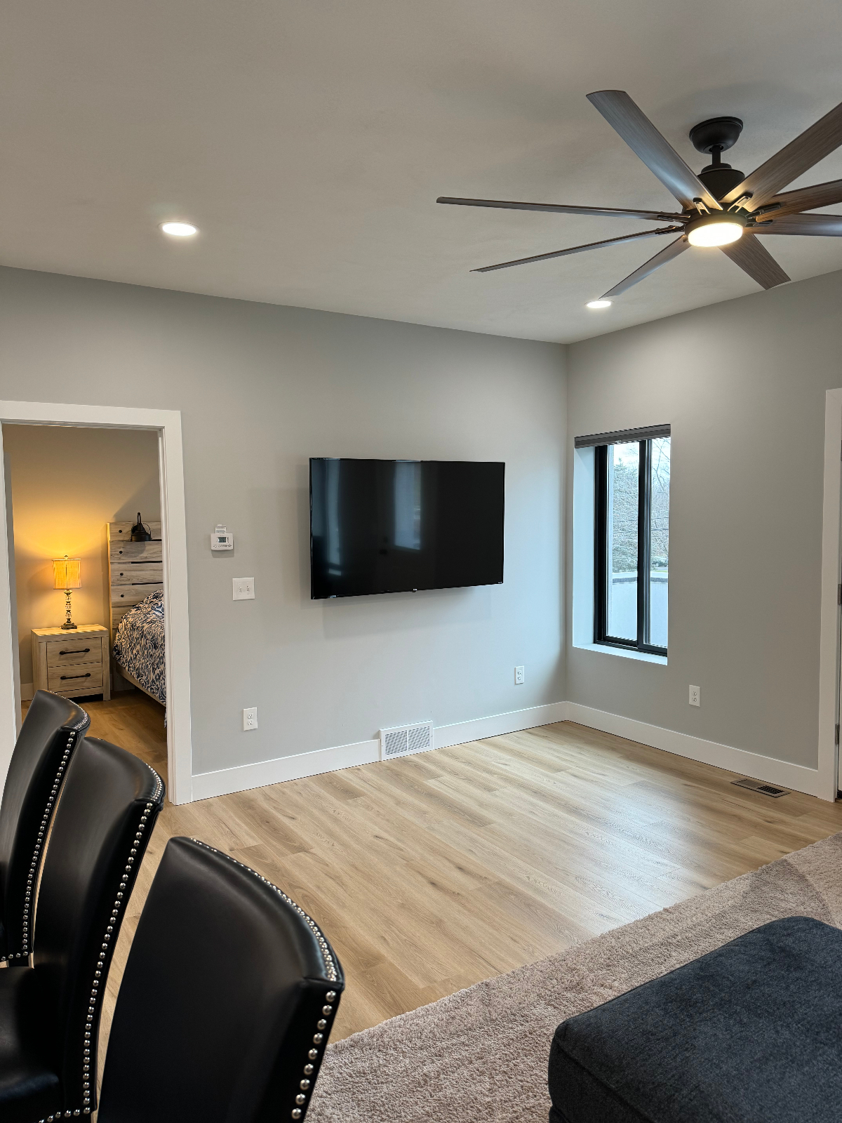 Fayetteville second floor apartment close to all amenities. - Photo 6