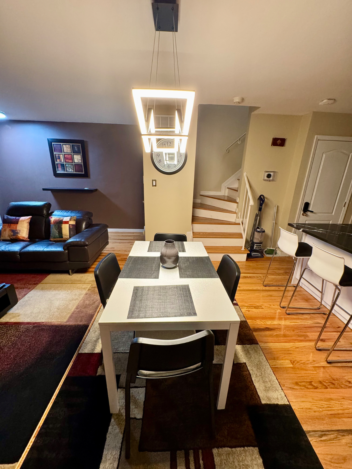 Come Home to an Urban Oasis - Discover Modern Comfort with a Holistic Touch in a Staten Island Duple - Photo 2